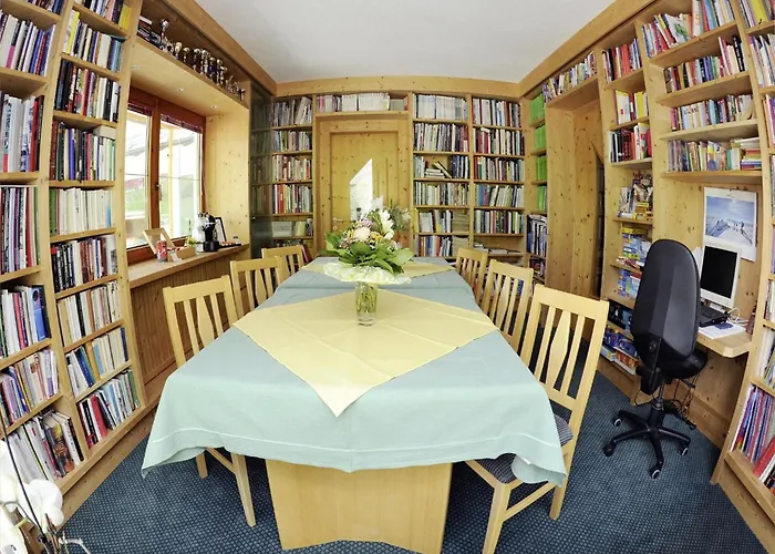 Apartment Daniela In Galtuer By Interhome *