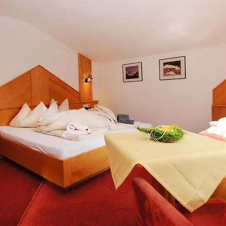 Daire Apartment Daniela In Galtuer By Interhome Galtür