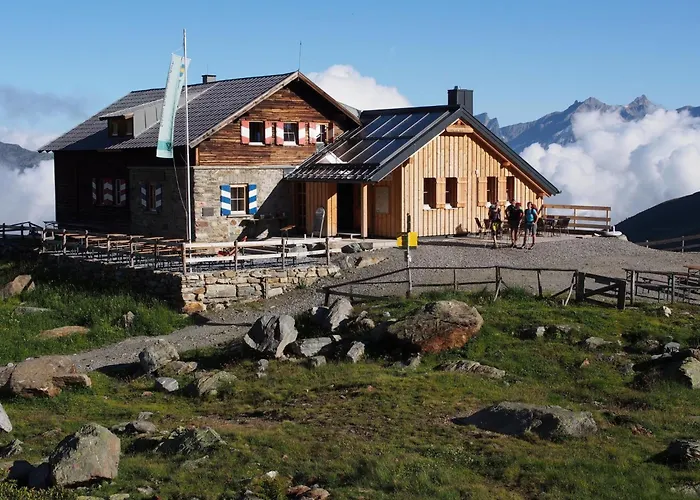 Daire Apartment Daniela In Galtuer By Interhome